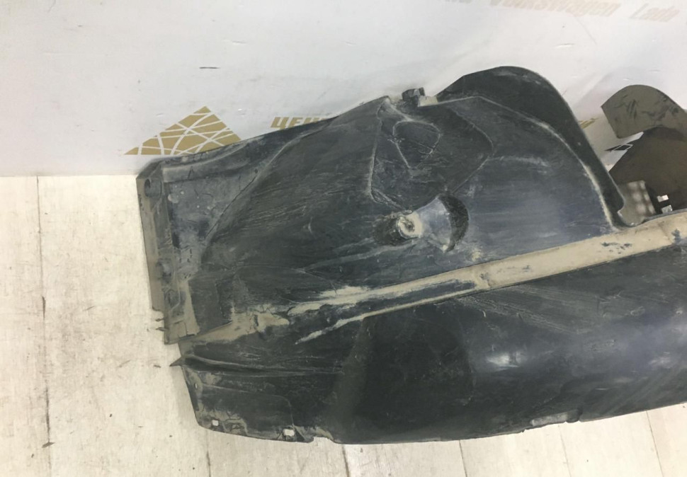 Подкрылок передний правый Renault Logan 2 рестайлинг  2019  OEM 638400107R