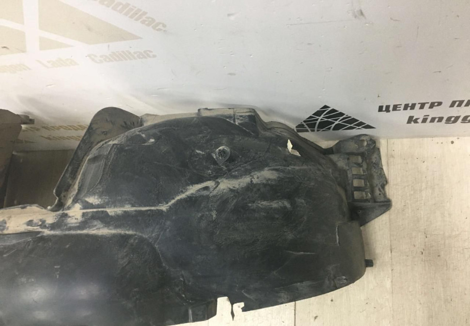 Подкрылок передний правый Renault Logan 2 рестайлинг  2019  OEM 638400107R