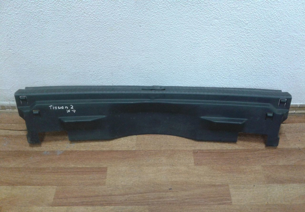 Обивка задней панели Volkswagen Tiguan 2 (трещина) oem 5NA863459F