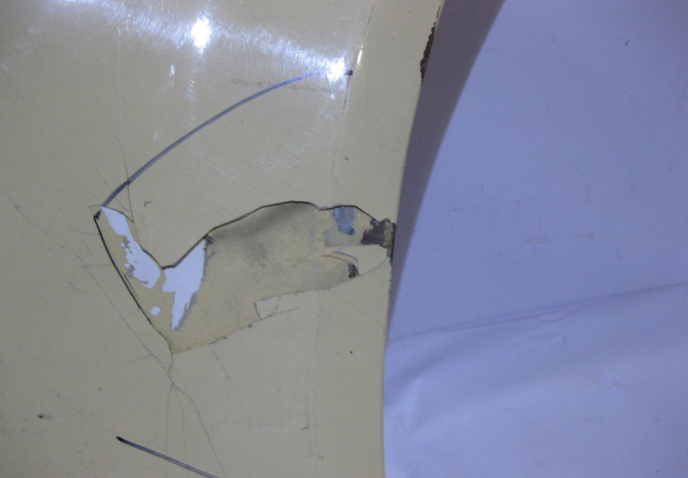 Крыло переднее правое Volkswagen Transporter T5 (вмятина) (Скл-3)