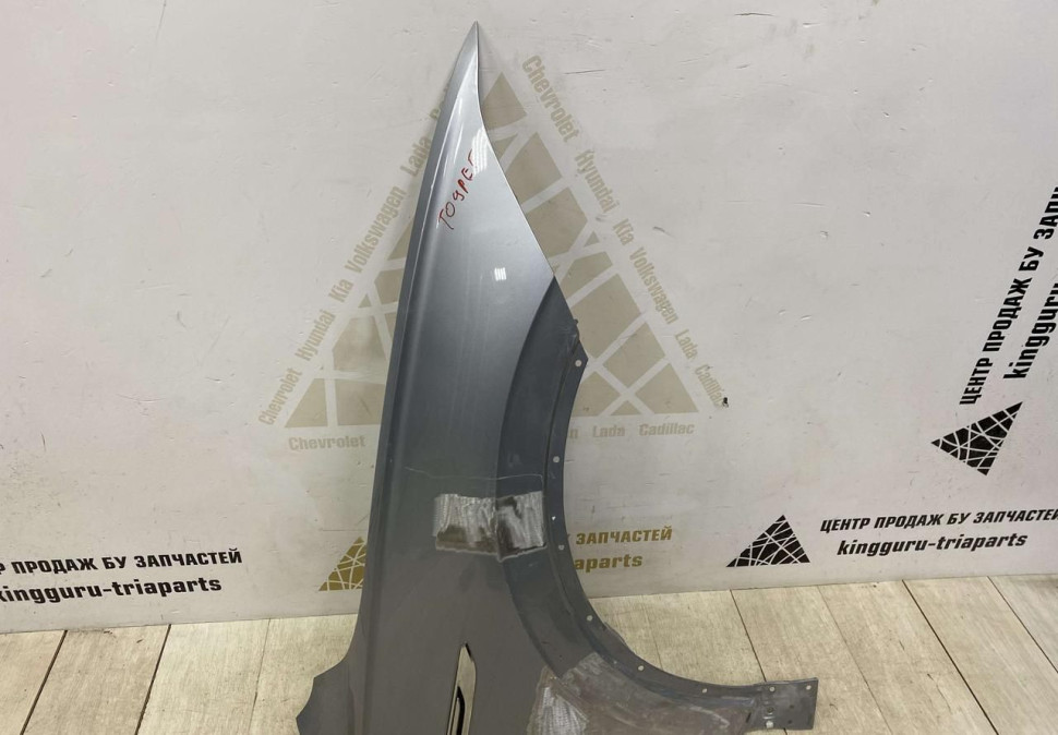Крыло переднее правое Volkswagen Touareg 3 2018 oem 760821106