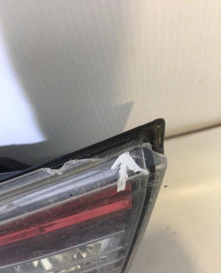 Фонарь задний правый Toyota Camry V55 oem 8158133270