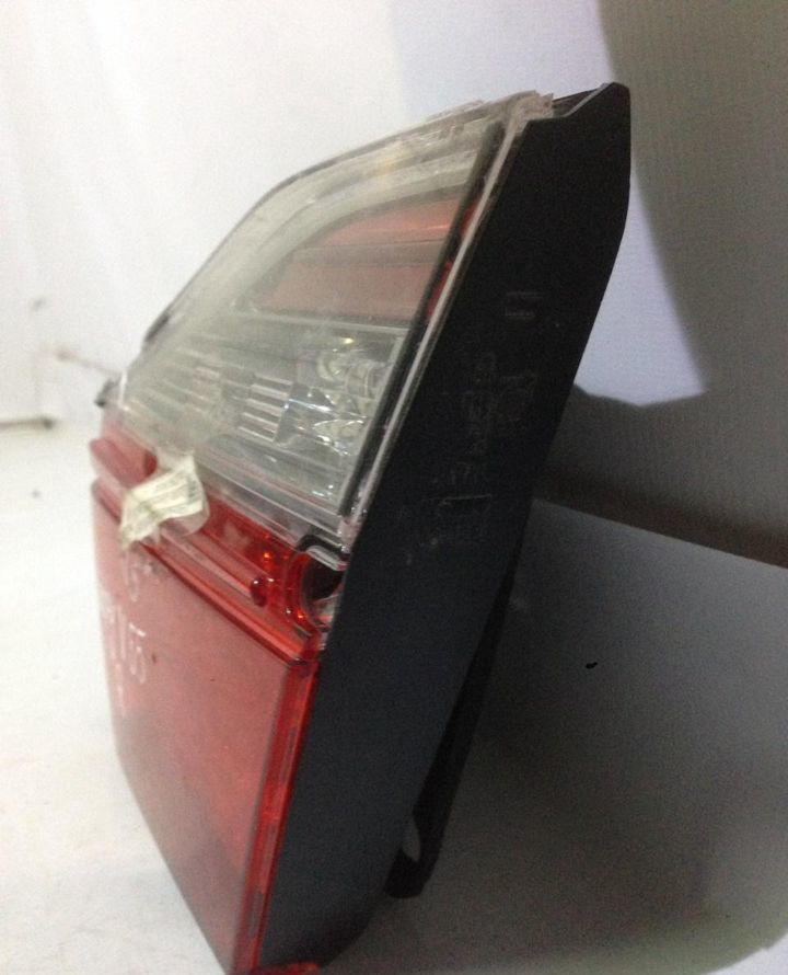 Фонарь задний правый Toyota Camry V55 oem 8158133270