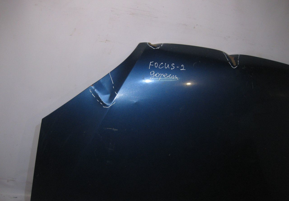 Капот Ford Focus 2 до рест (вмятина) (скл-3)