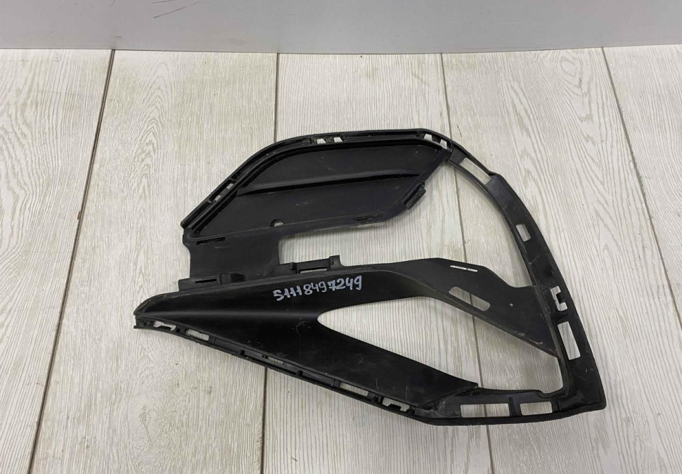 Решетка бампера правая BMW X1 F48 рестайлинг OEM 51117954240 8497246 Решетка бампера правая BMW X1 F48 рестайлинг OEM 51117954240 8497246