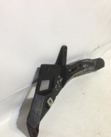 Крепление переднего бампера левый  Jaguar XJ  oem aw9317b750 (скл-3)