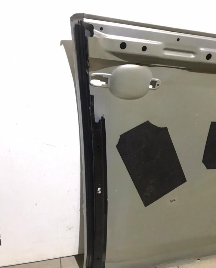 Полотно двери переднее левое Volkswagen Golf Plus oem 6MO831311 (скл-3)