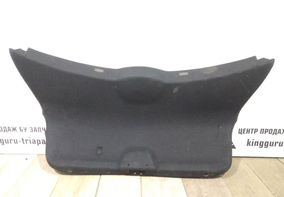 Обивка крышки багажника бу Skoda Octavia A7 OEM 5E5867975G