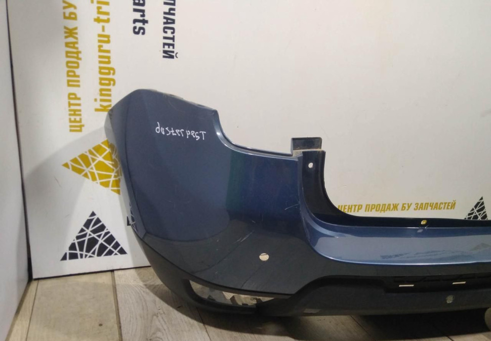 Бампер задний бу Renault Duster рестайлинг OEM 850225435R (В)