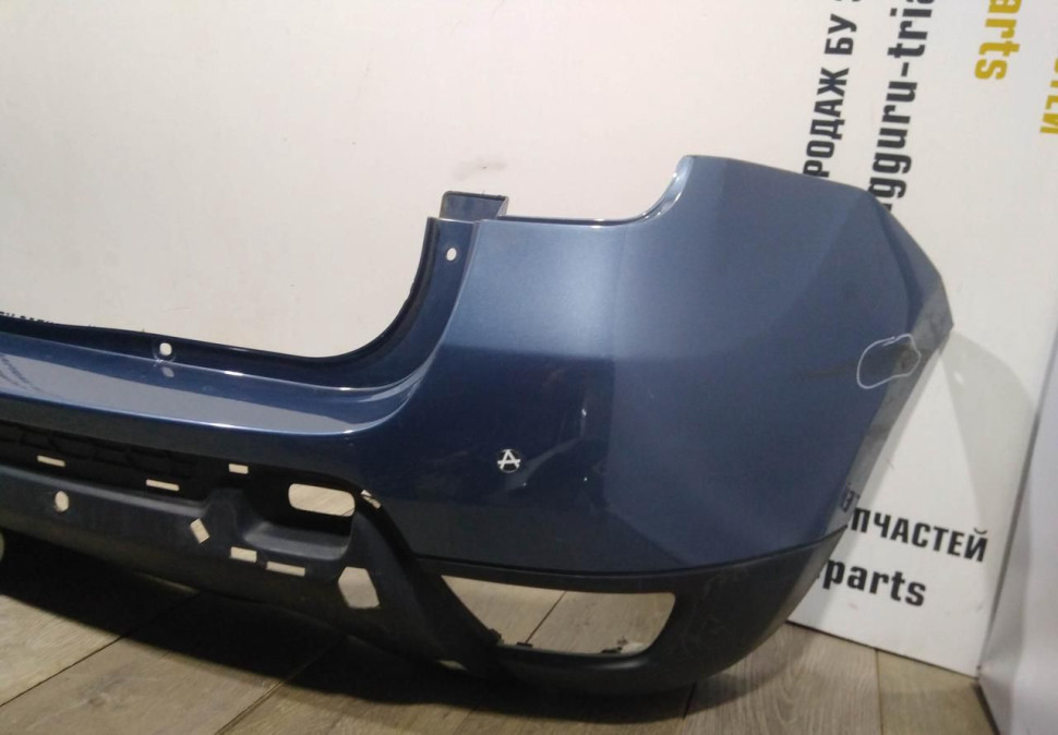 Бампер задний бу Renault Duster рестайлинг OEM 850225435R (В)