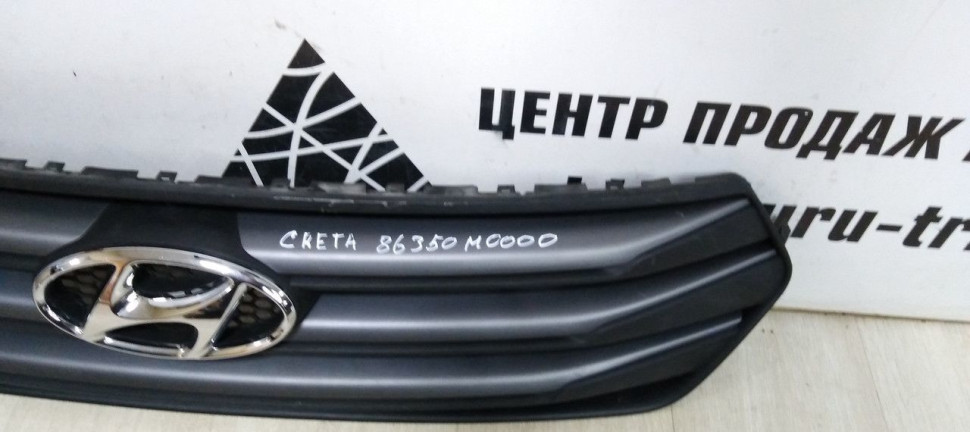 Решетка радиатора Hyundai Creta oem 86351M0010