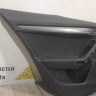 Обивка двери задняя левая бу Skoda Octavia A7 OEM 5E5867211