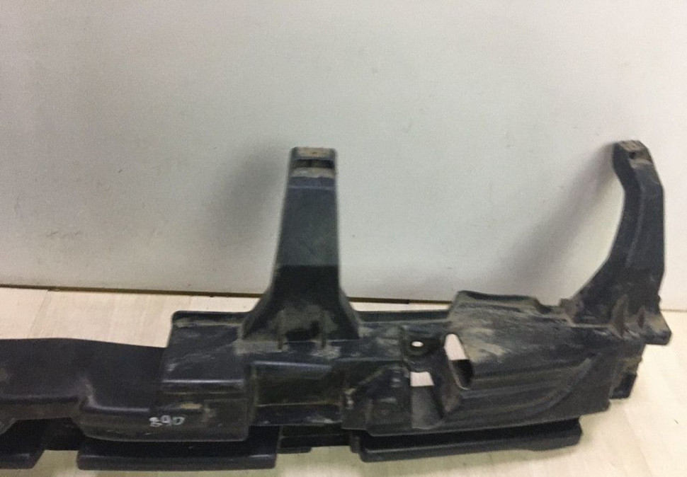 Усилитель заднего бампера Lada Xray oem 850909677r (скл-3) Усилитель заднего бампера Lada Xray oem 850909677r (скл-3)