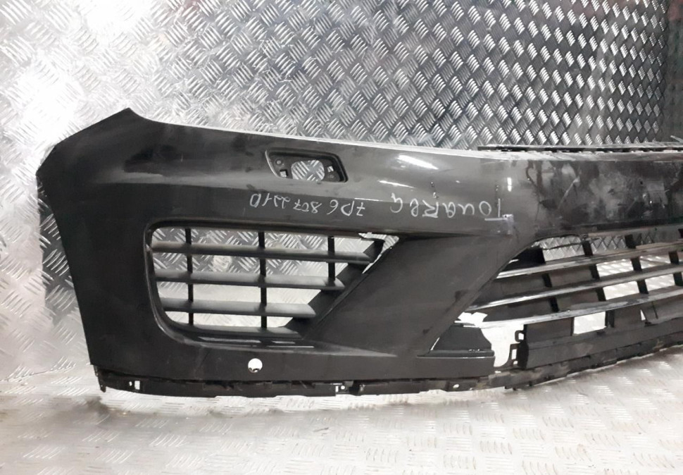 Бампер передний Volkswagen Touareg NF (14-18) рест oem 7p6807221d