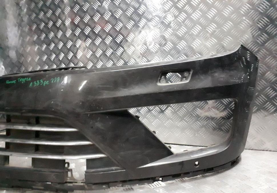 Бампер передний Volkswagen Touareg NF (14-18) рест oem 7p6807221d