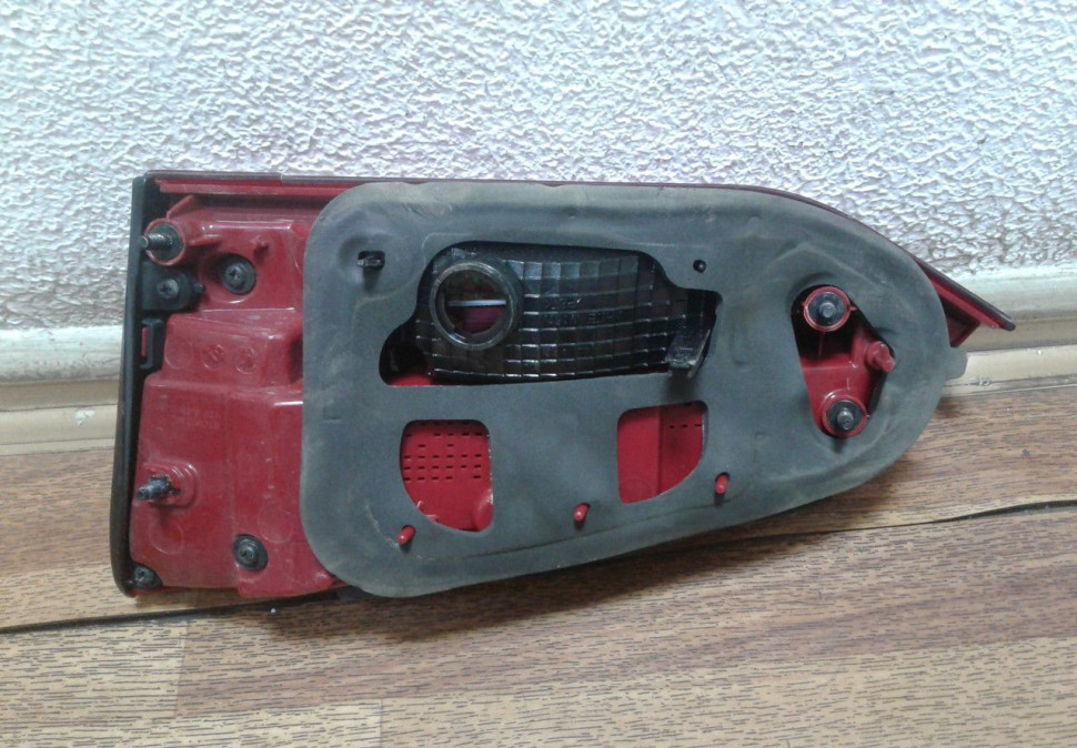 Фонарь левый внутренний Hyundai Santa Fe 3 (12>) трещина oem 924052w130