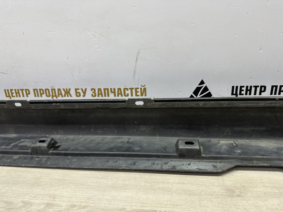 Порог правый б/у Opel Vectra С OEM 24427549 Порог правый б/у Opel Vectra С OEM 24427549