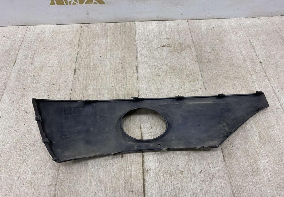 Решетка птф левая Volkswagen Touareg NF 2010 oem 7P6807489B