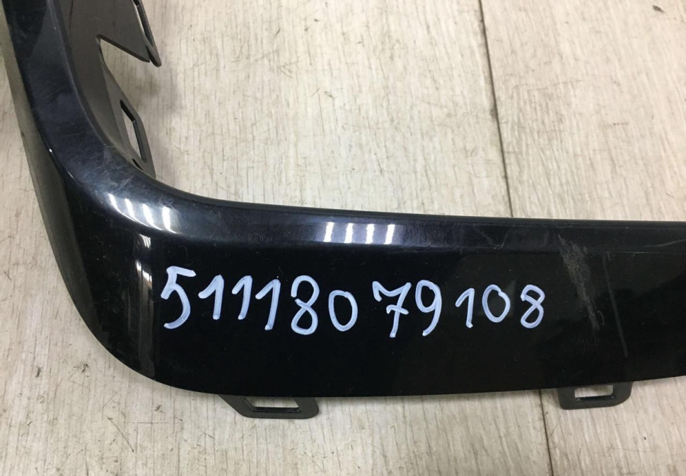 Накладка переднего бампера правая BMW Z4 G29 OEM 51118079108