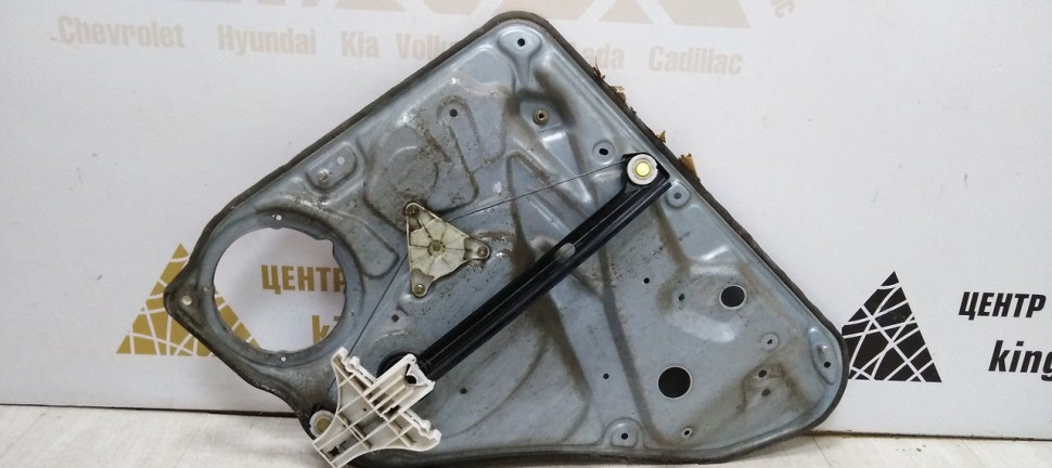 Стеклоподъемник задний левый в сборе Volkswagen Passat B5 96-05 oem 3B9839755C