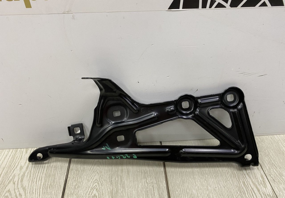 Кронштейн крыла правый BMW X2 F39 OEM 7431008