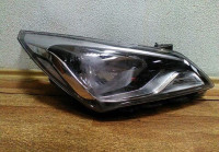 Фара правая Hyundai Solaris рестайл сломано крепление потертость на стекле oem 921024l600