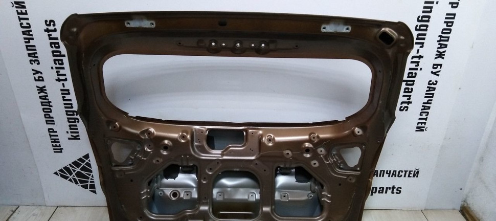 Крышка багажника Hyundai Creta oem 73700M0000