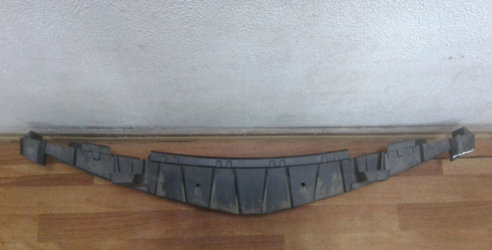 Усилитель переднего бампера Chevrolet Camaro oem 84030551  (скл-3)