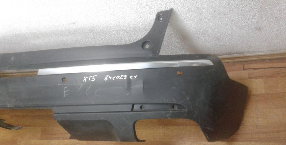 Бампер задний Cadillac XT5 oem 84102921 (скл-3)
