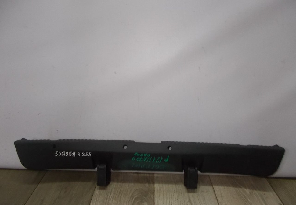 Обивка задней панели бу Skoda Rapid OEM 5JA863485B