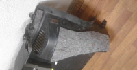 Обивка багажника левая бу Skoda Yeti OEM 5L6867427J