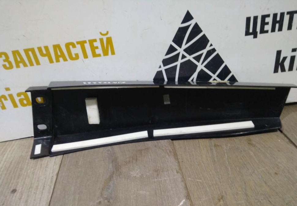 Накладка левой стойки бу Skoda Rapid OEM 5JA853289C