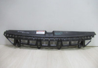 Накладка передней панели Hyundai Solaris 2 oem 86361H5000 (слом.мал.часть)