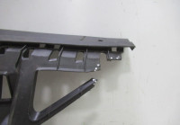 Накладка передней панели Hyundai Solaris 2 oem 86361H5000 (слом.мал.часть)