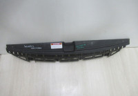 Накладка передней панели Hyundai Solaris 2 oem 86361H5000 (слом.мал.часть)