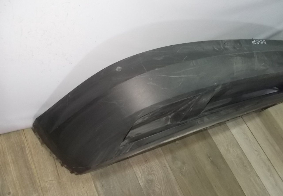 Спойлер заднего бампера бу Skoda Kodiaq OEM 565807521 (В)