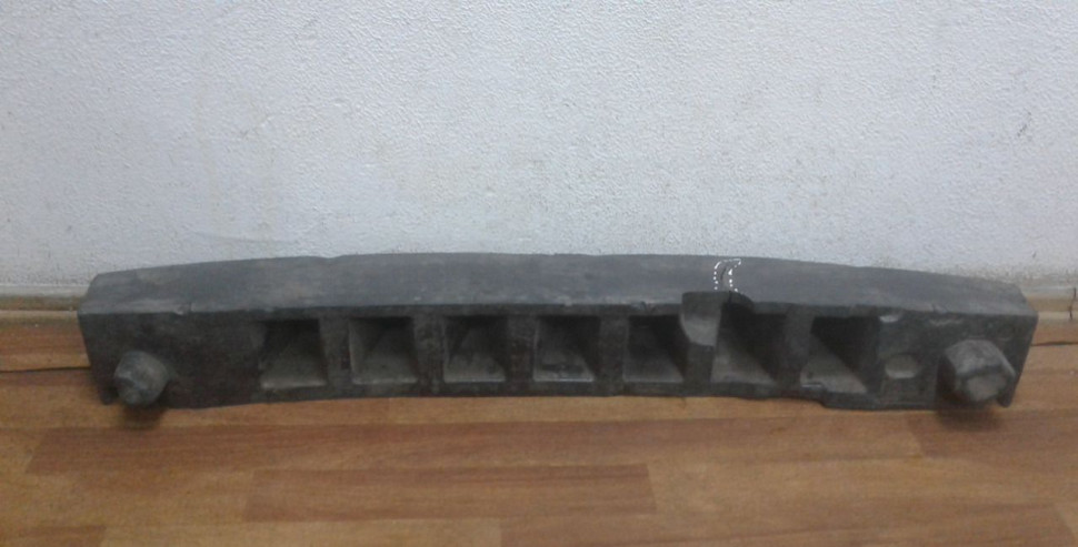 Абсорбер заднего бампера Volkswagen Polo седан oem 6ru807251A (трещина) Абсорбер заднего бампера Volkswagen Polo седан oem 6ru807251A (трещина)