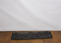 Подиум номерного знака бу BMW X1 F48 OEM 51117354776