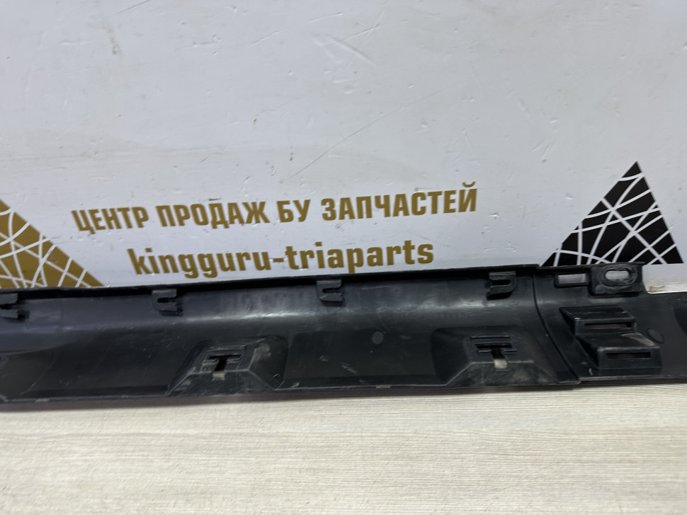 Порог правый бу Renault Sandero Stepway 2 OEM 764266165R Порог правый бу Renault Sandero Stepway 2 OEM 764266165R