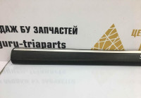 Молдинг двери передний правый Skoda Yeti OEM 5L0853518B