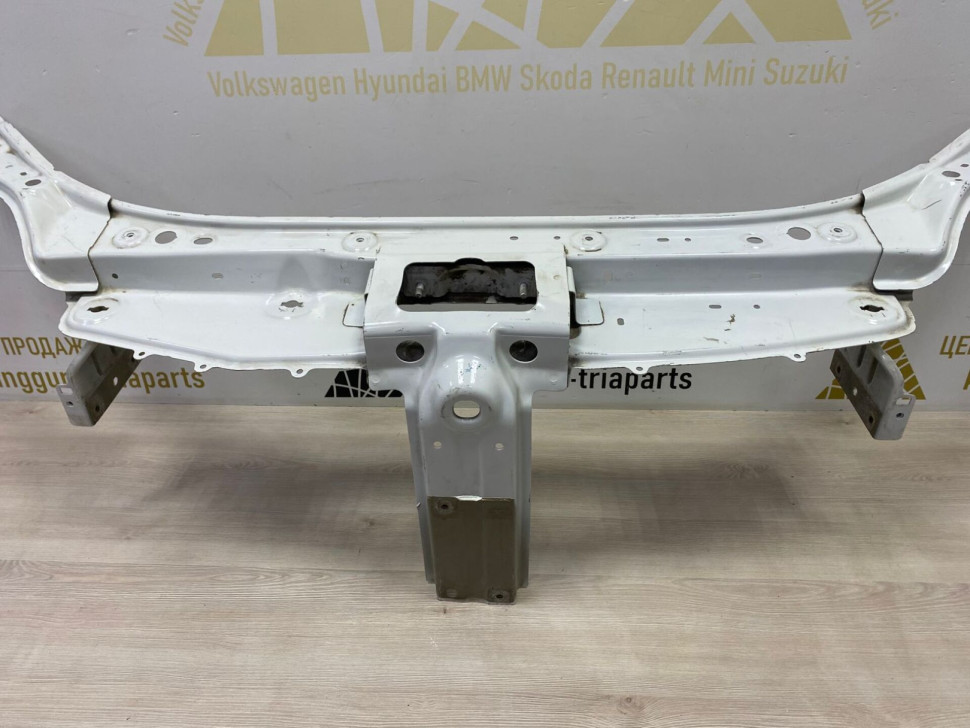 Панель передняя Renault Logan 2 2014 OEM 625044173R Панель передняя Renault Logan 2 2014 OEM 625044173R