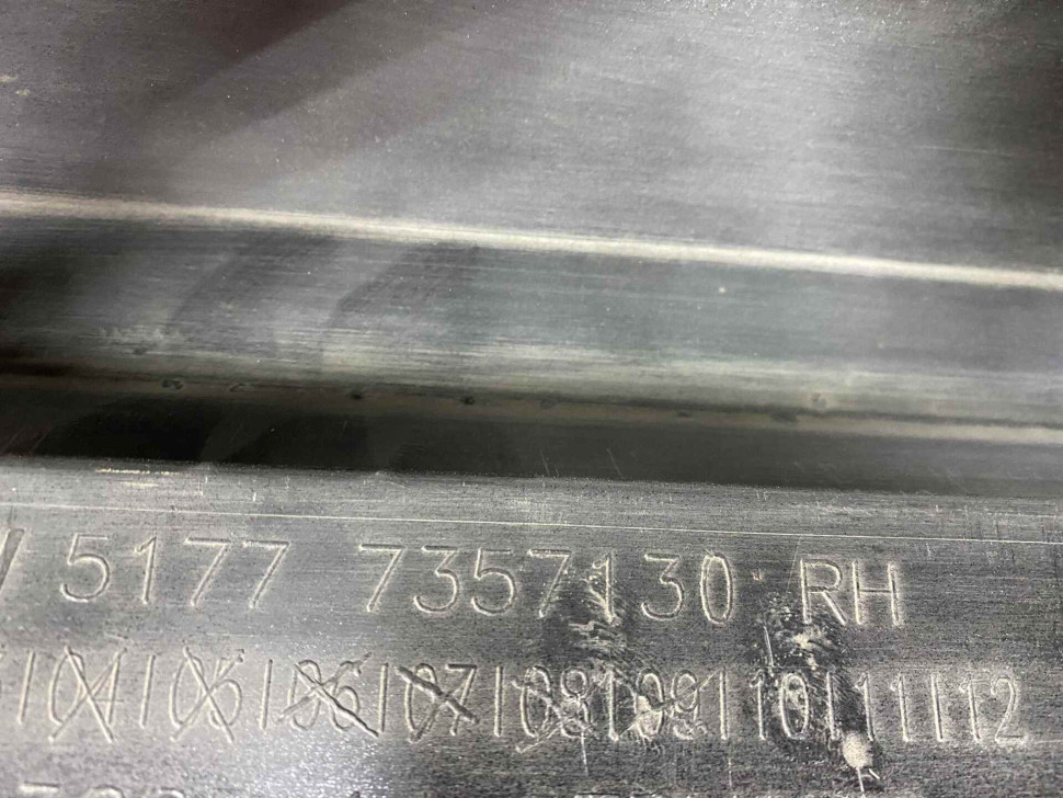 Порог правый бу BMW 7 G11 OEM 51777357130 Порог правый бу BMW 7 G11 OEM 51777357130