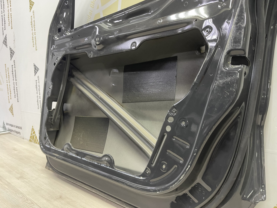 Дверь передняя правая Volkswagen Tiguan 1 2007 OEM 5N0831056B Дверь передняя правая Volkswagen Tiguan 1 2007 OEM 5N0831056B