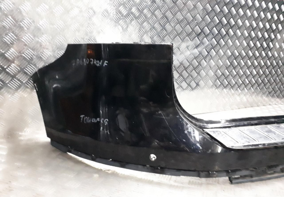 Бампер задний Volkswagen Touareg NF oem 7P6807421F