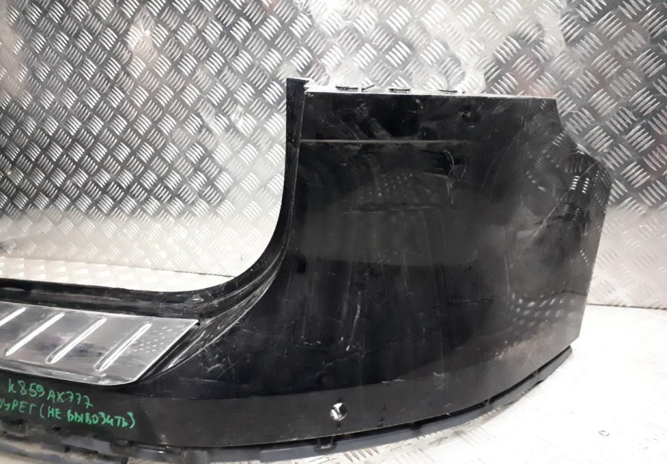 Бампер задний Volkswagen Touareg NF oem 7P6807421F Бампер задний Volkswagen Touareg NF oem 7P6807421F