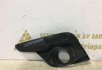 Решетка противотуманной фары левая Renault Logan 2 рестайлинг OEM 261A37637R