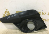 Решетка противотуманной фары левая Renault Logan 2 рестайлинг OEM 261A37637R