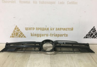 Решетка радиатора Volkswagen Golf 6 2012 OEM 5K0853651