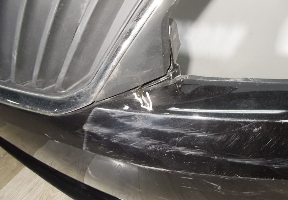 Бампер передний бу Skoda Rapid OEM 60U807221F Бампер передний бу Skoda Rapid OEM 60U807221F