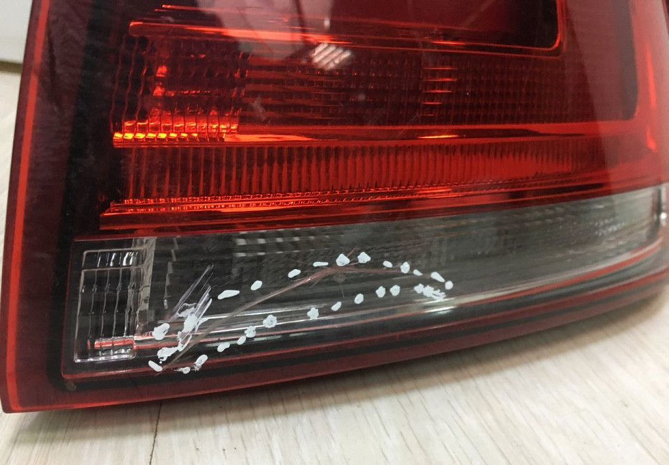 Фонарь правый внешний Volkswagen Golf 7 oem 5g0945096f (трещ.на стекл.)